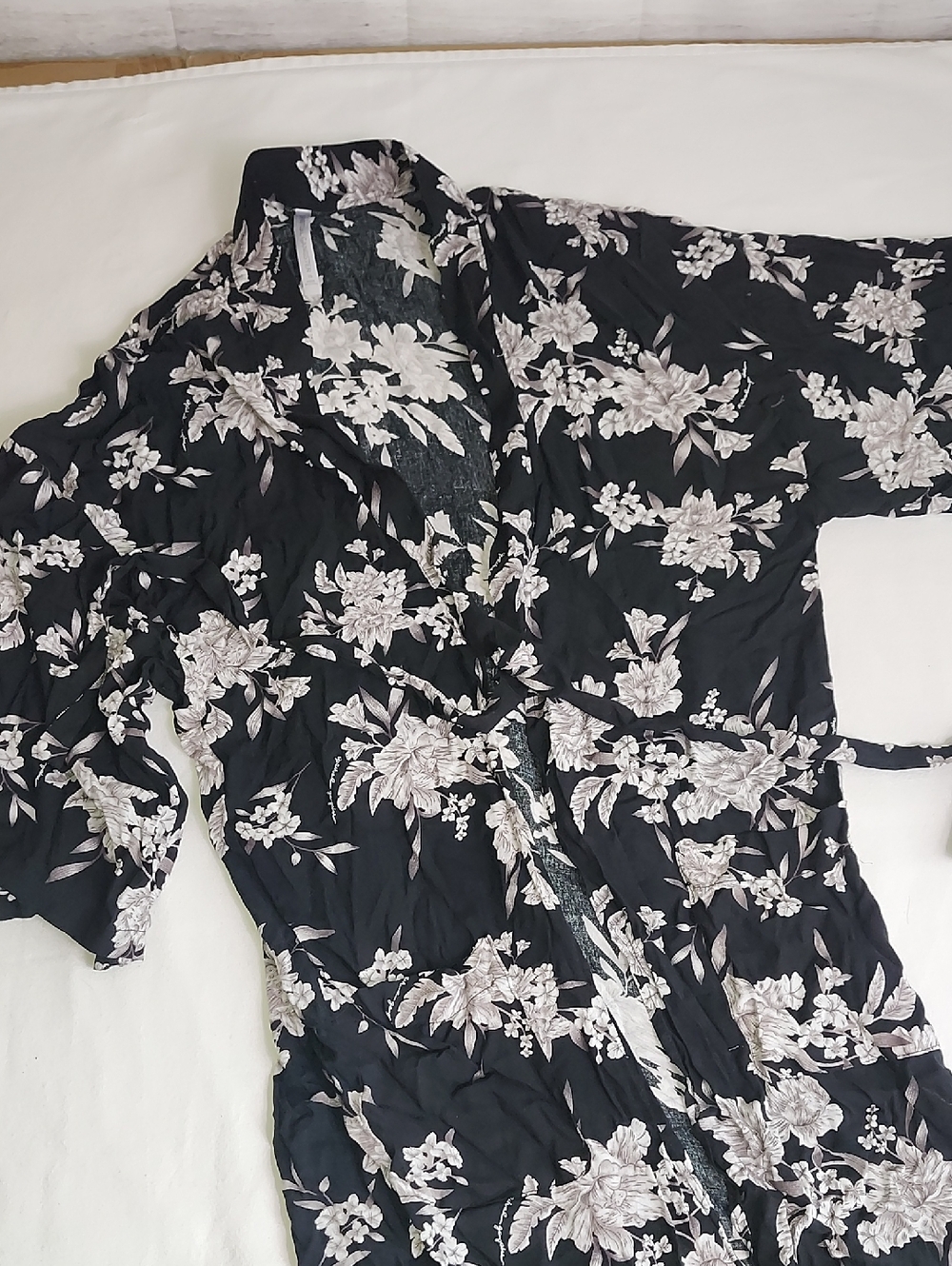 Spiritual Gangster Black Floral Kimono Robe with Cream Flowers